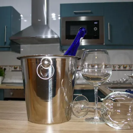 Oliveira By Buenavilla Vila *