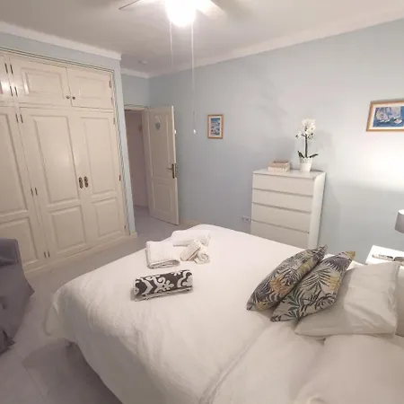 Oliveira By Buenavilla Vila *