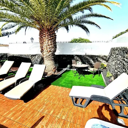 Oliveira By Buenavilla Puerto del Carmen (Lanzarote)