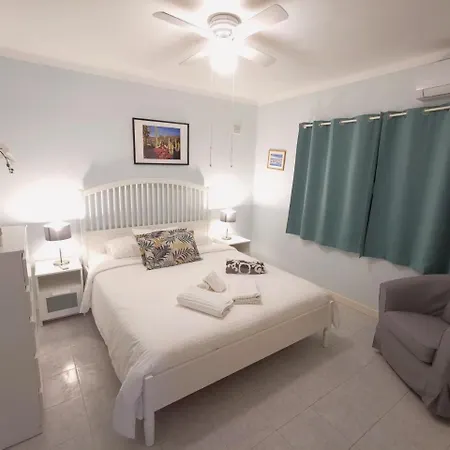 Oliveira By Buenavilla Vila